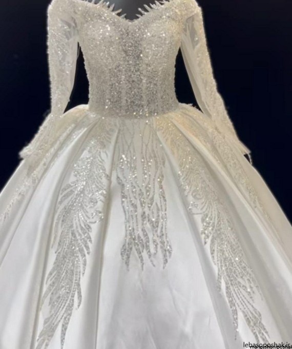 مدل لباس عروس یقه دلبری