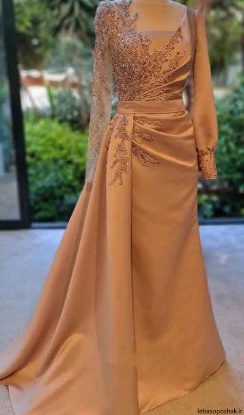 مدل لباس مجلسی با پارچه گیپور گل برجسته