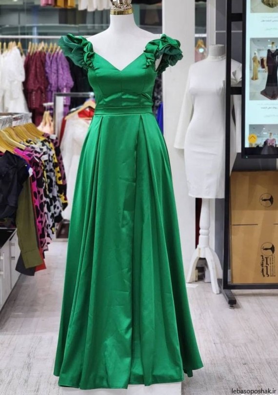 مدل لباس مجلسی بلند با پارچه ساتن و گیپور